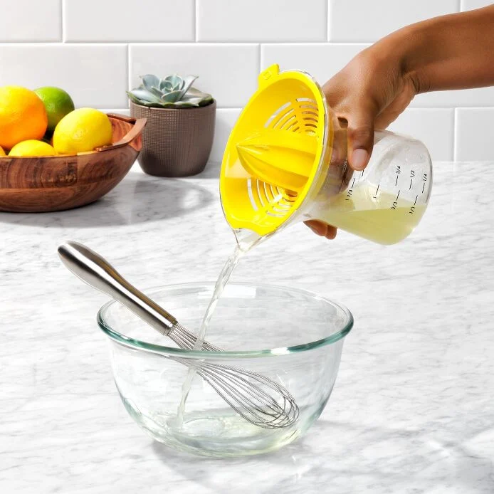 2-in-1 Citrus Juicer