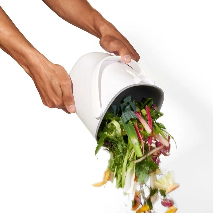 Easy-Clean Compost Bin