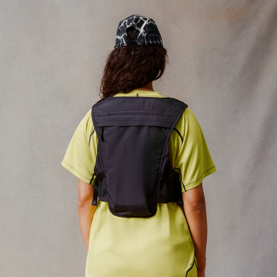 Unisex Corner Hydration Black - S-M