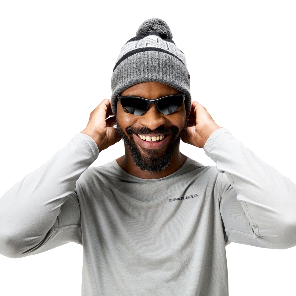 Unisex Send It Bobble Hat - Black - One Size