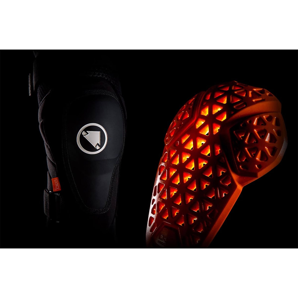 Men's MT500 Hard Shell Knee Pads - Black - S-M