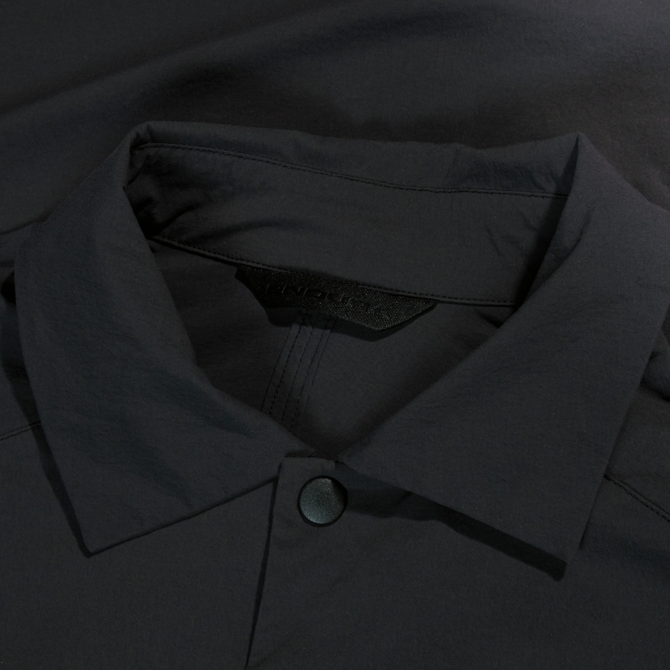 Unisex Adventure Corner Shirt Black - XXS