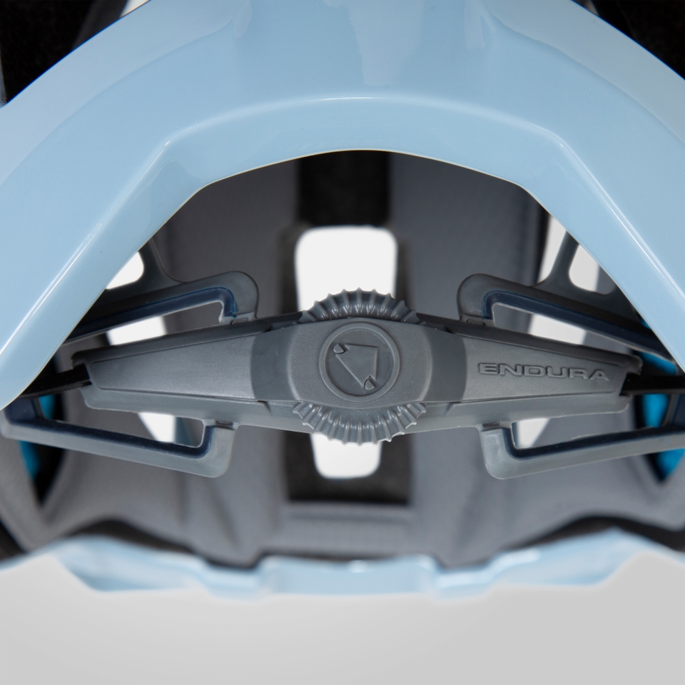 SingleTrack MIPS® Helmet - Concrete Grey - S-M