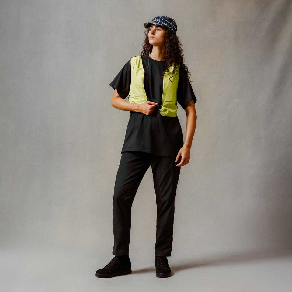 Unisex Corner Hydration Celery - S-M