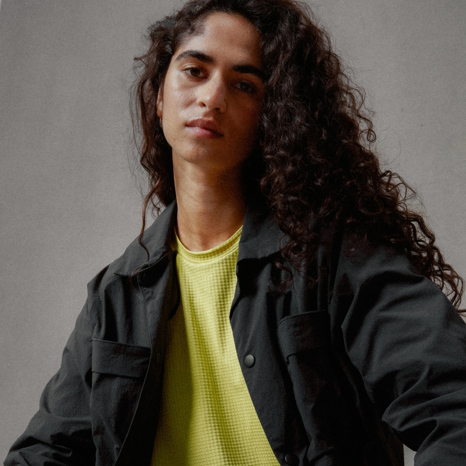 Unisex Adventure Corner Shirt Black - XXS