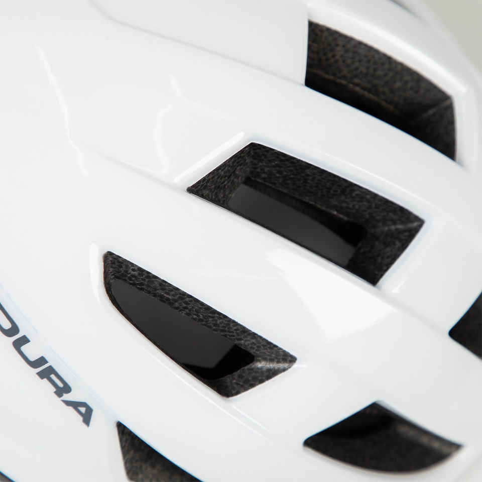 Xtract Helmet - White - S-M