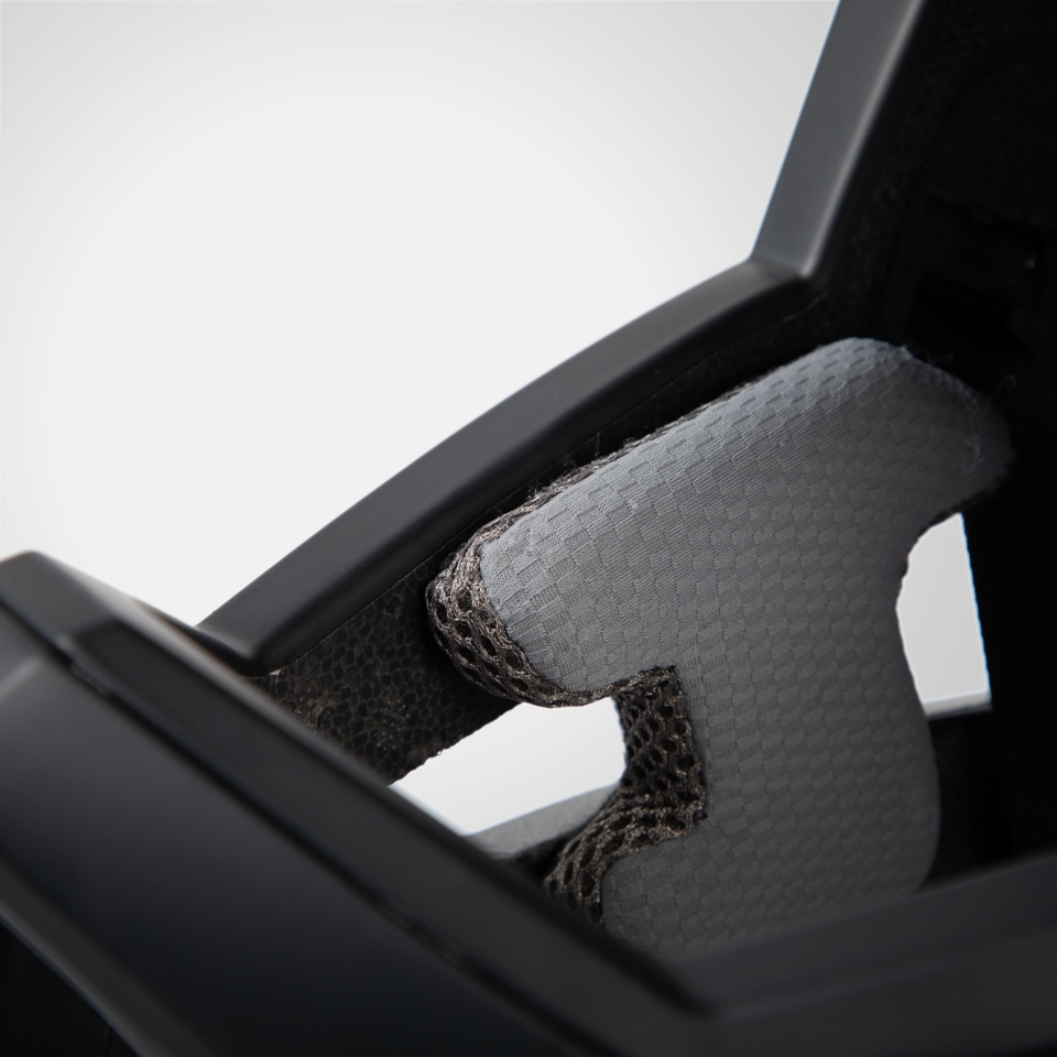 SingleTrack Full Face Helmet - Black - S-M