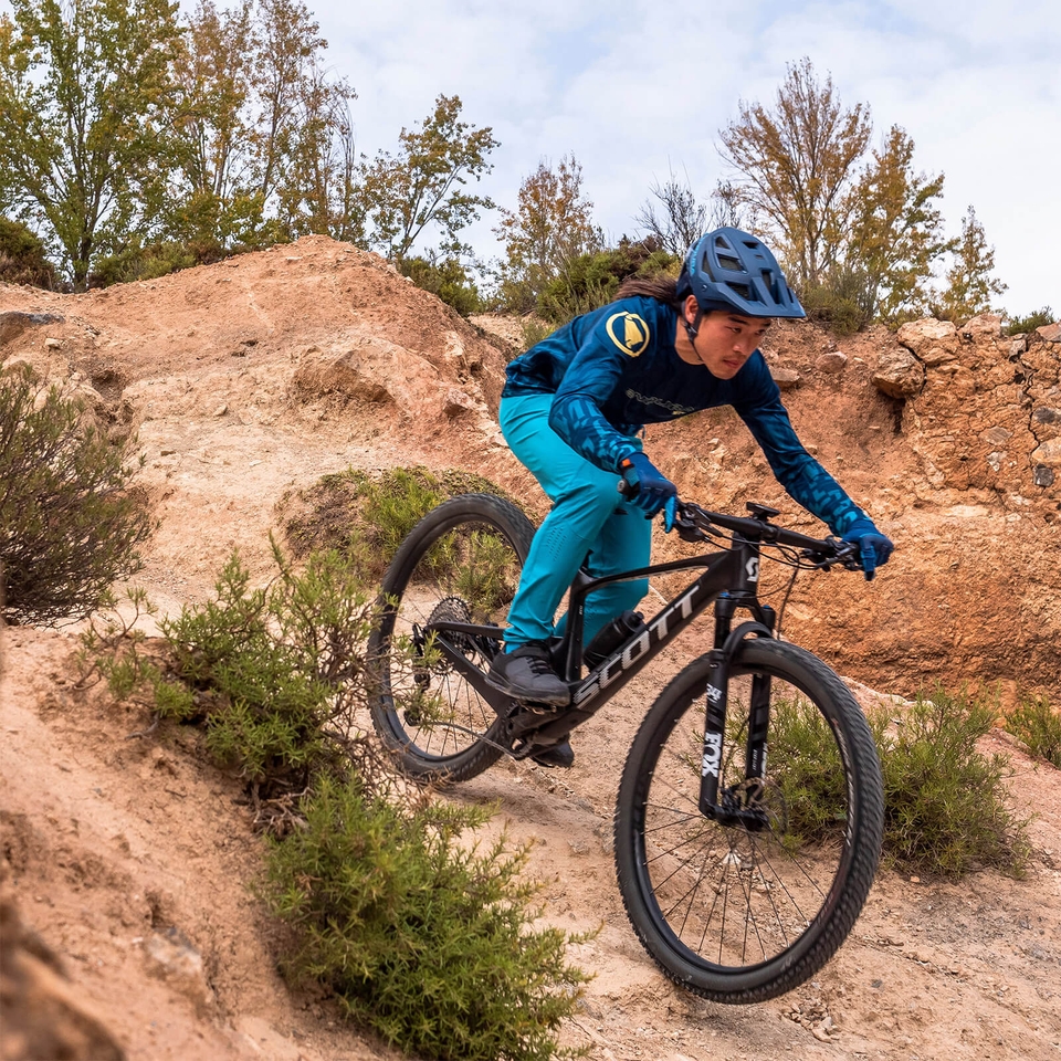 MT500 MIPS® Helmet - Blueberry - S-M