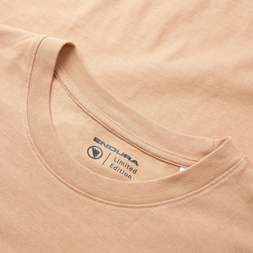 Unisex 'Fluctuate' T-Shirt - Tan - S