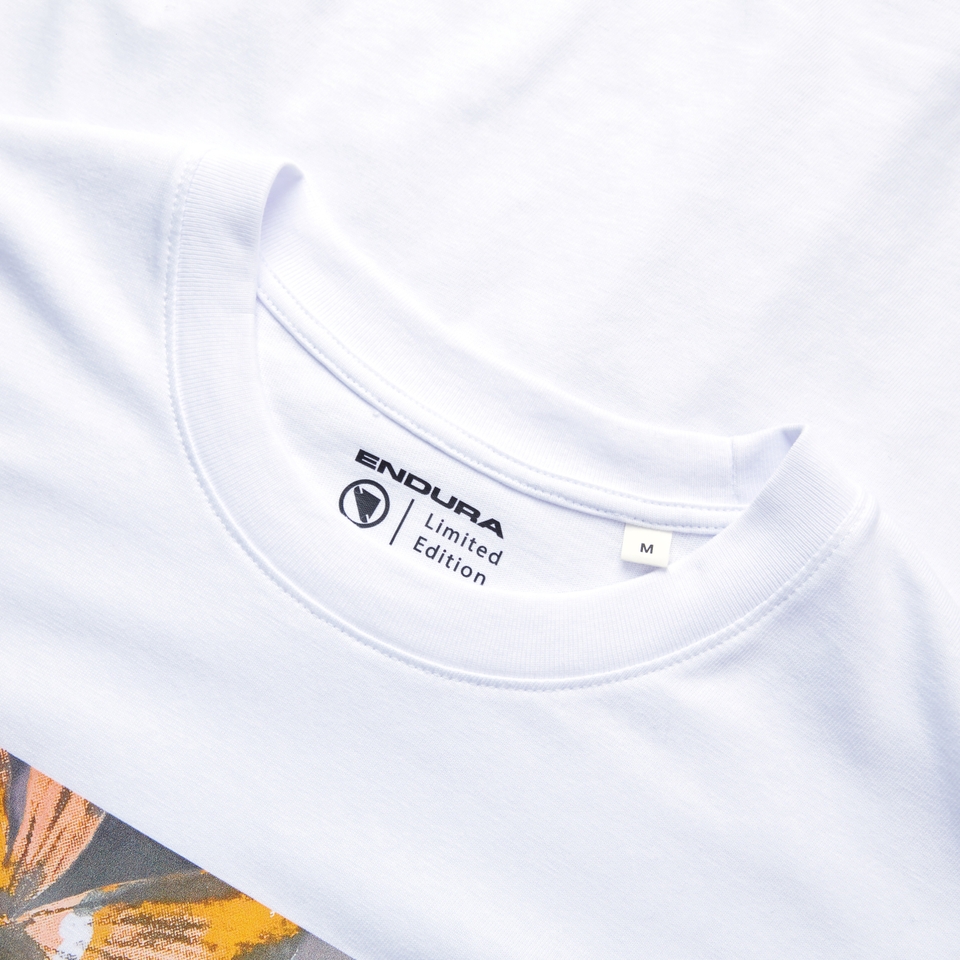 Unisex 'Bloom' T-Shirt - White - L