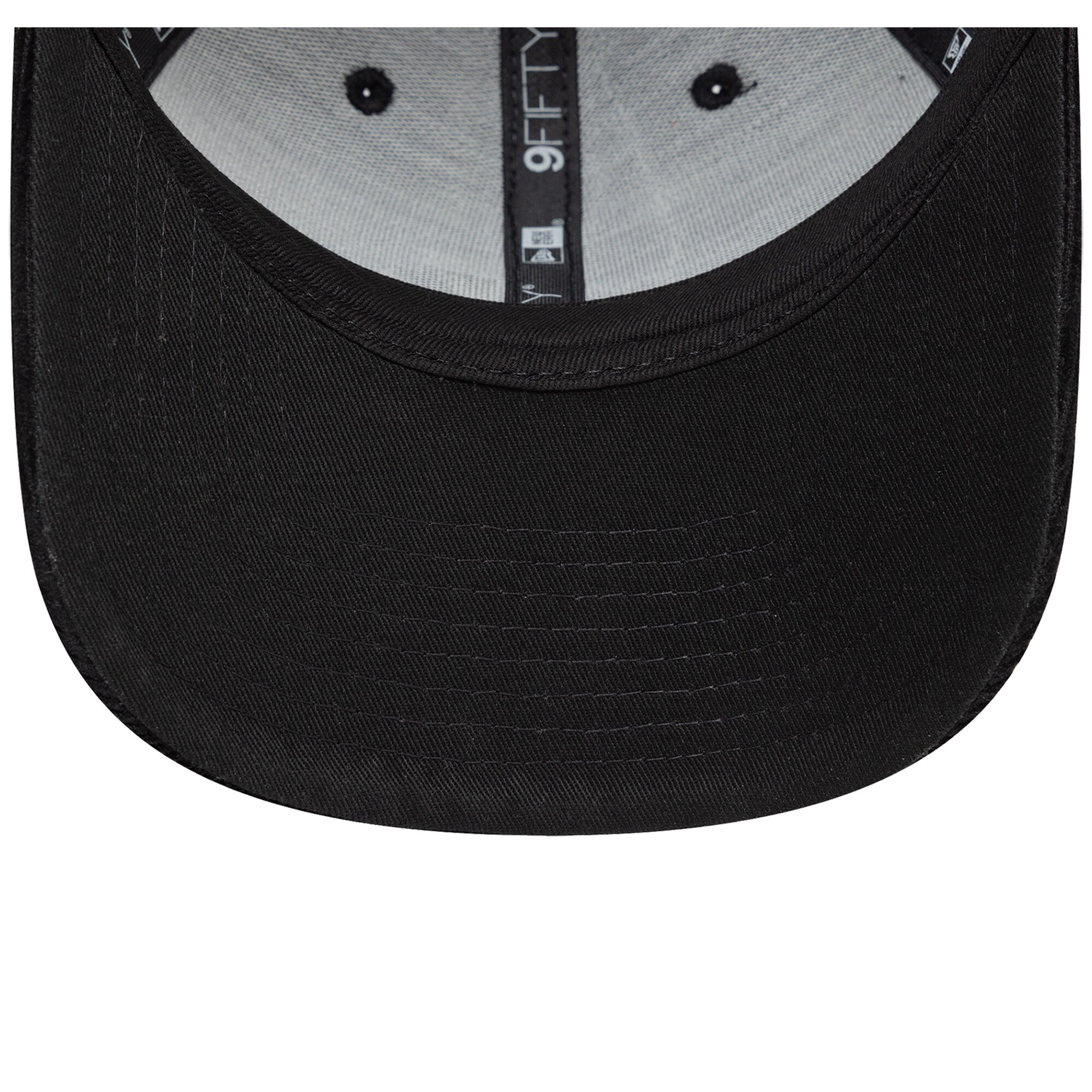 McLaren New Era Corduroy 9FIFTY Pre-Curve Cap - Black