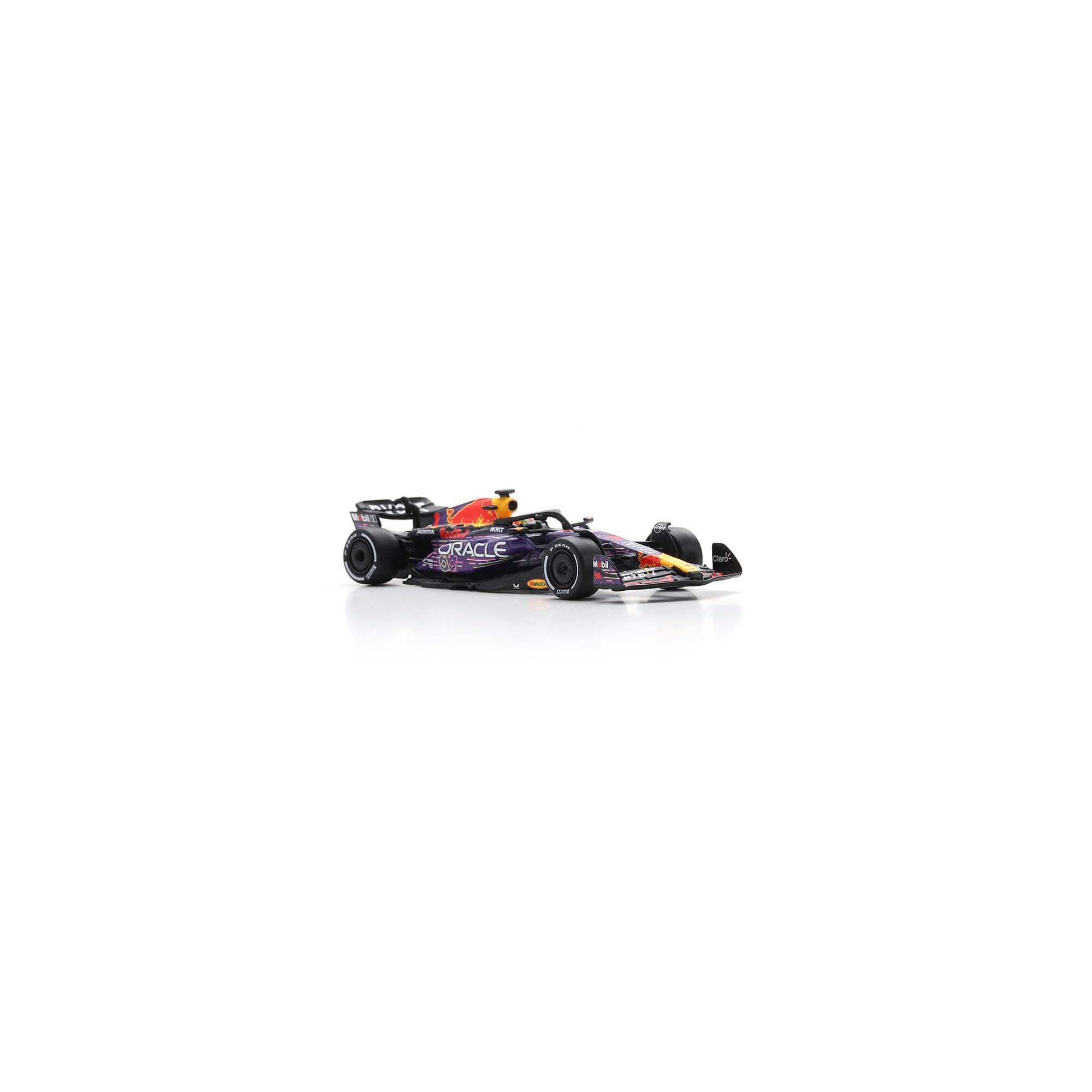 Red Bull Racing RB18 No.1 Max Verstappen Las Vegas 2023 Winner 1:64 Model