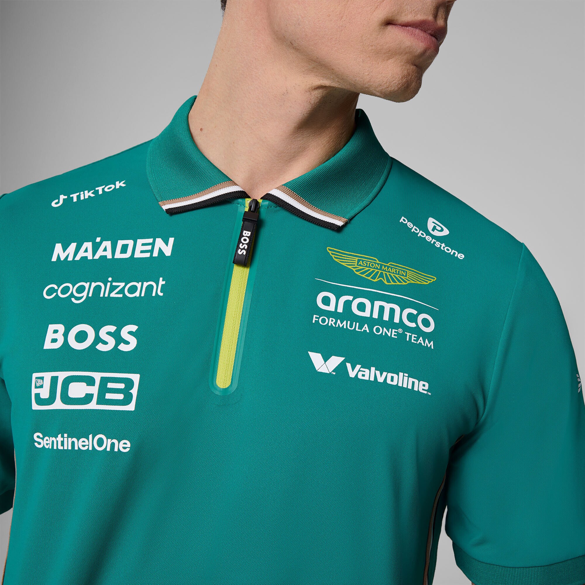 Aston Martin Aramco Cognizant F1 2025 Team Polo