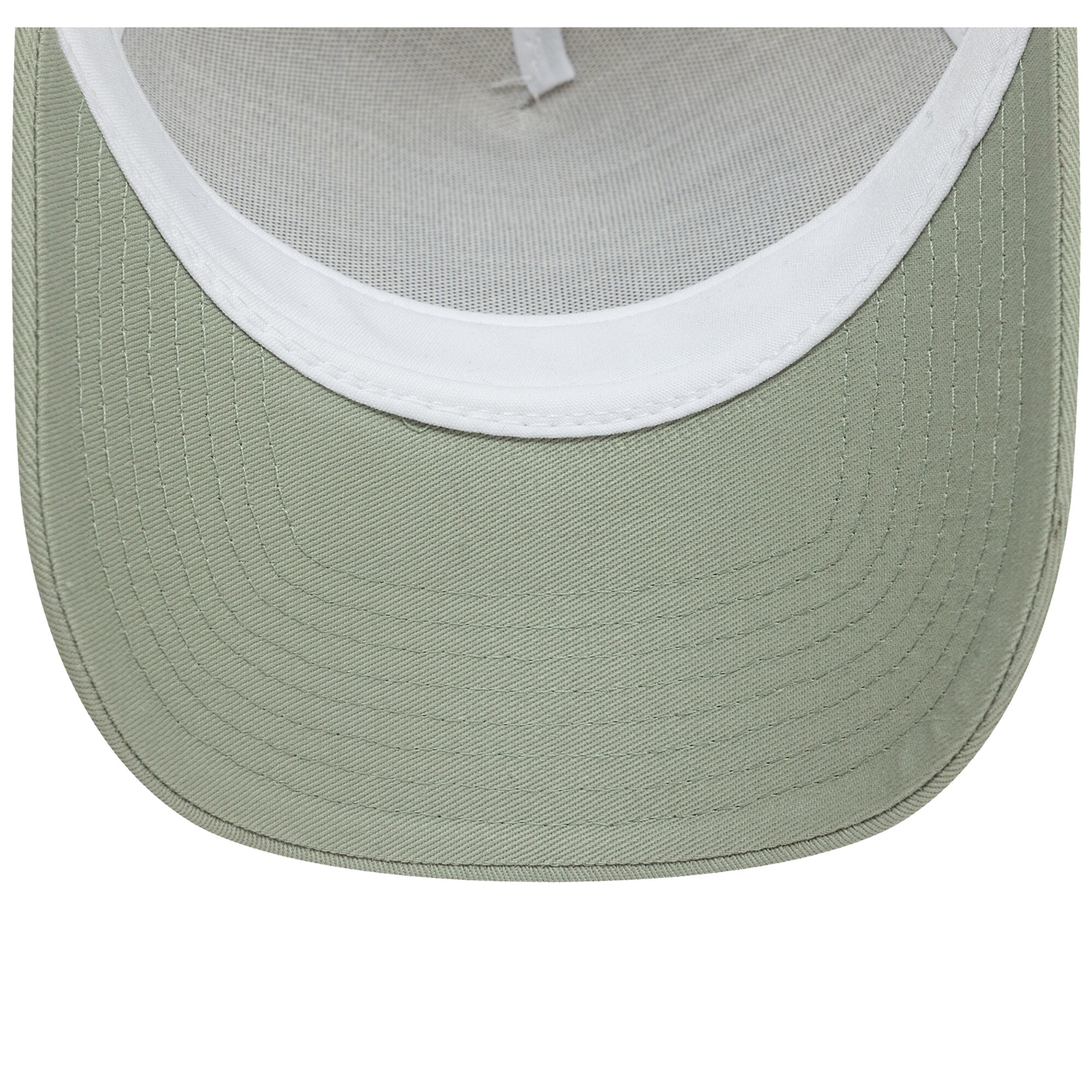 Red Bull Racing New Era Contrast E-Frame Trucker - Light Cream/Green