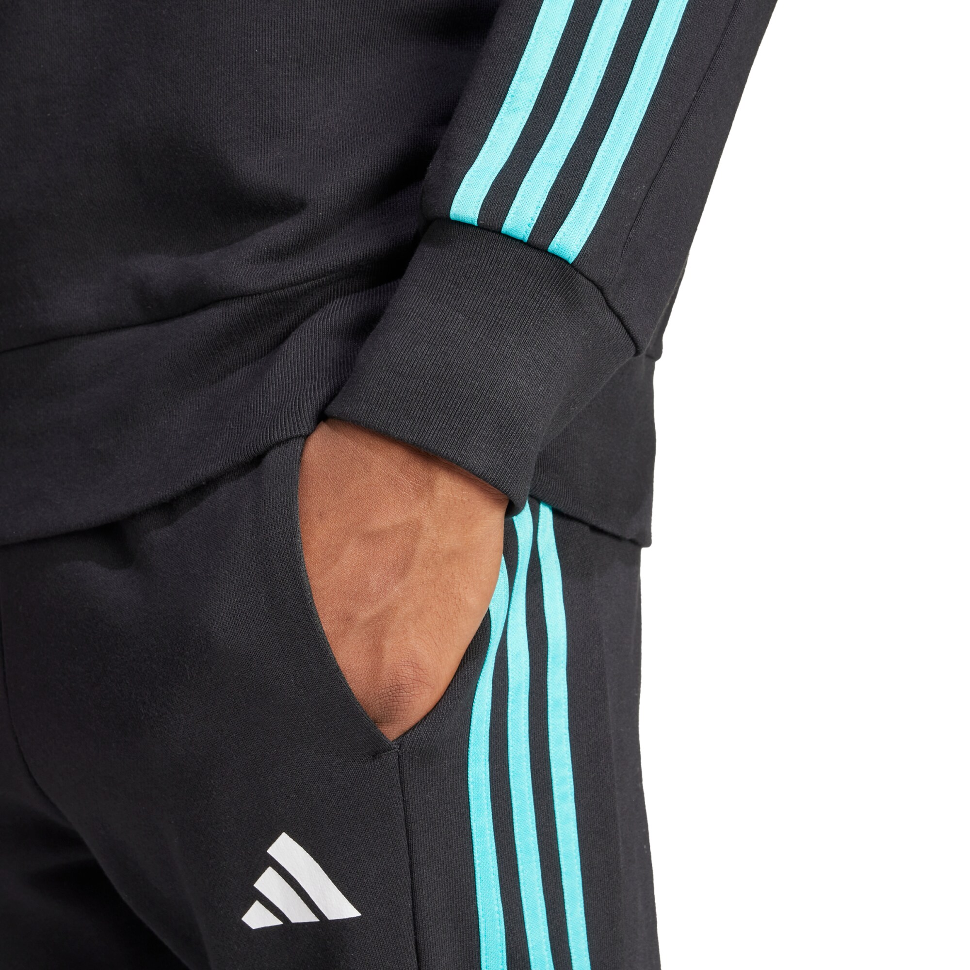 Mercedes AMG Petronas adidas F1 Logo Sweatshirt - Black