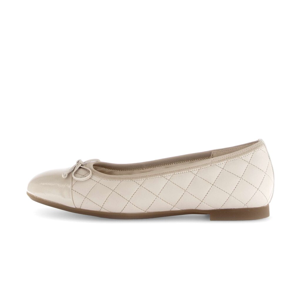 Elegante ballerina beige