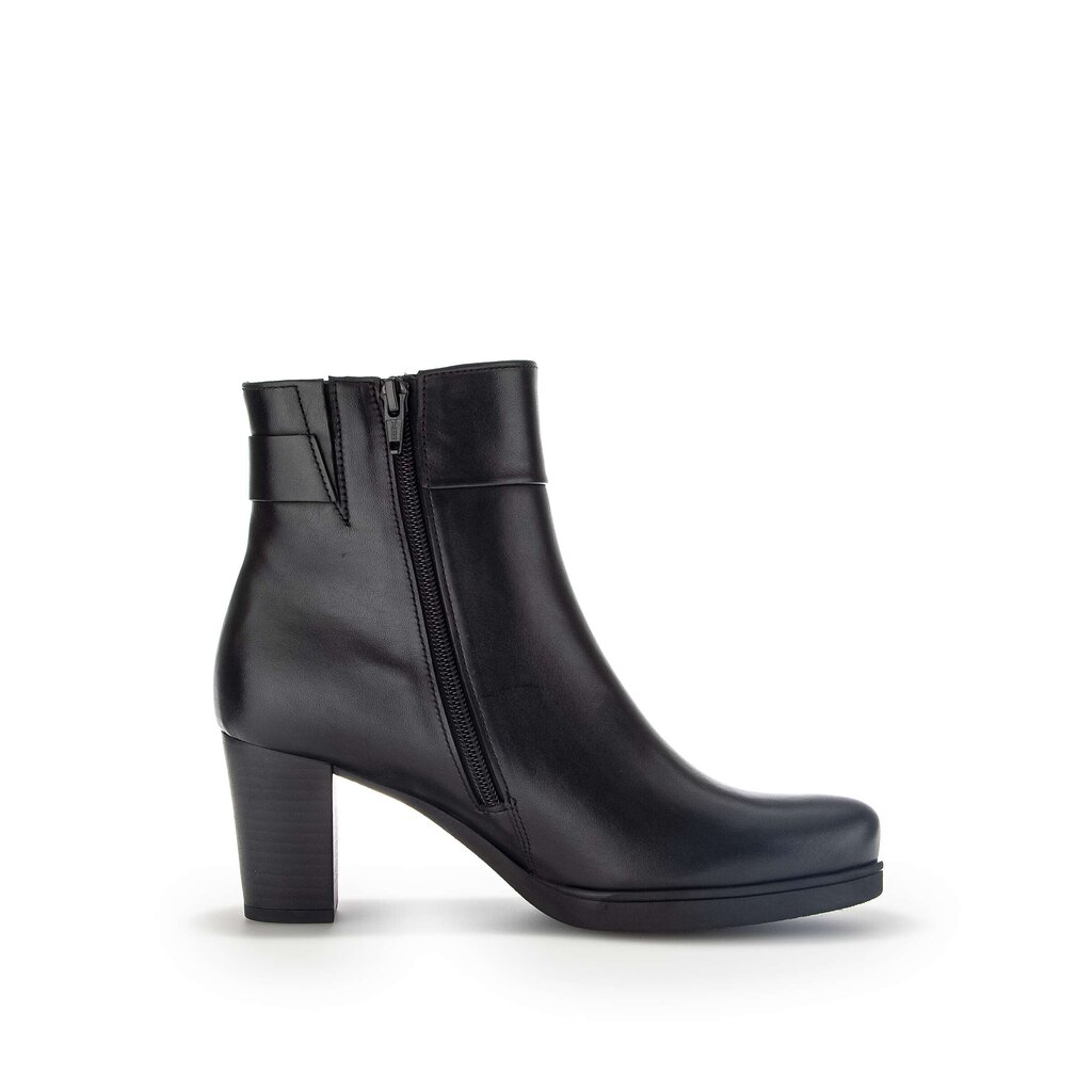 Enkellaarsjes op plateau zwart