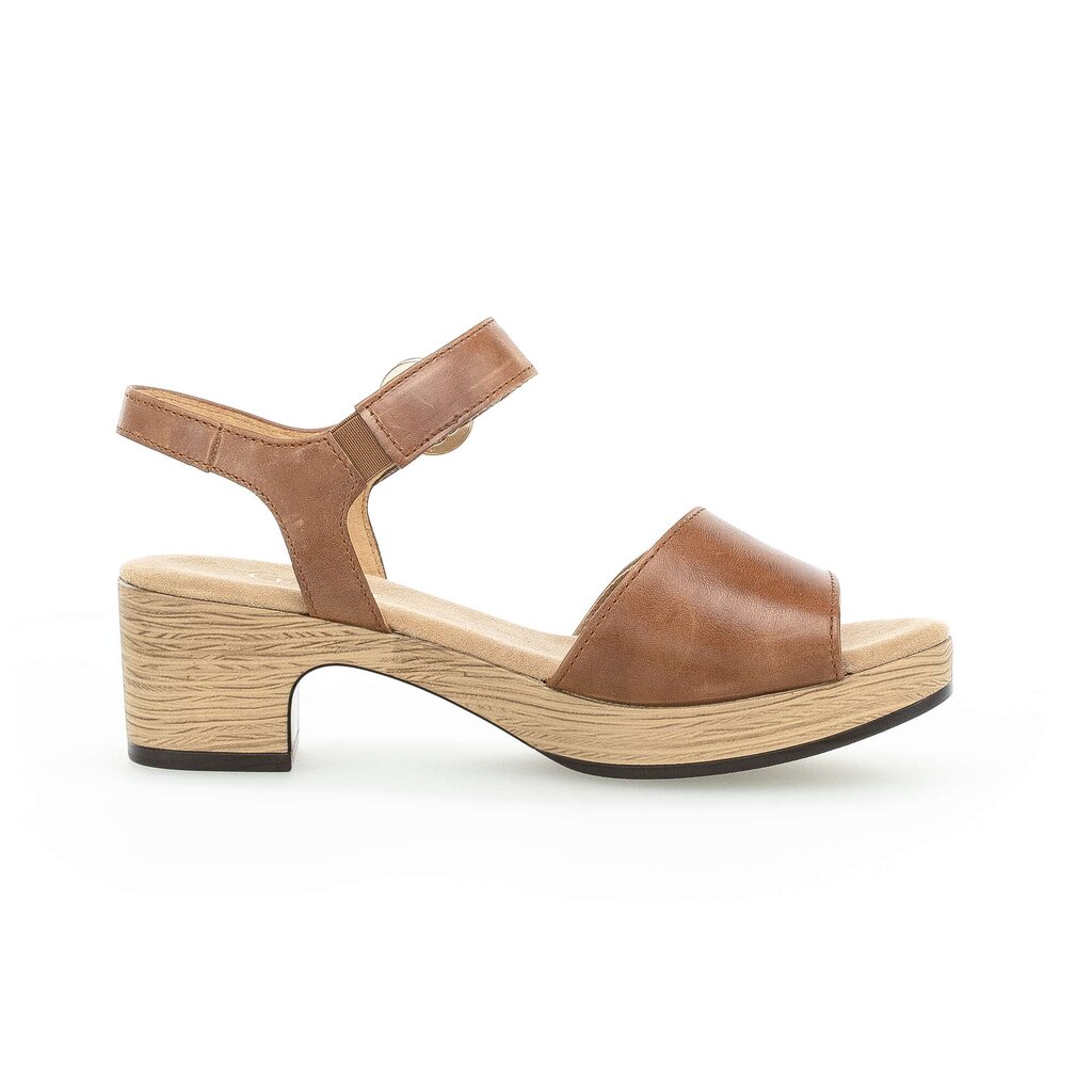 Sandale met plateauzool bruin