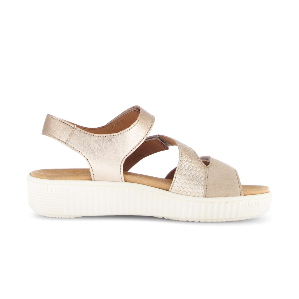 Sandale met plateauzool beige