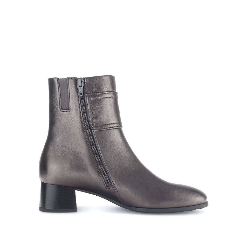 Elegante enkellaarsjes brons