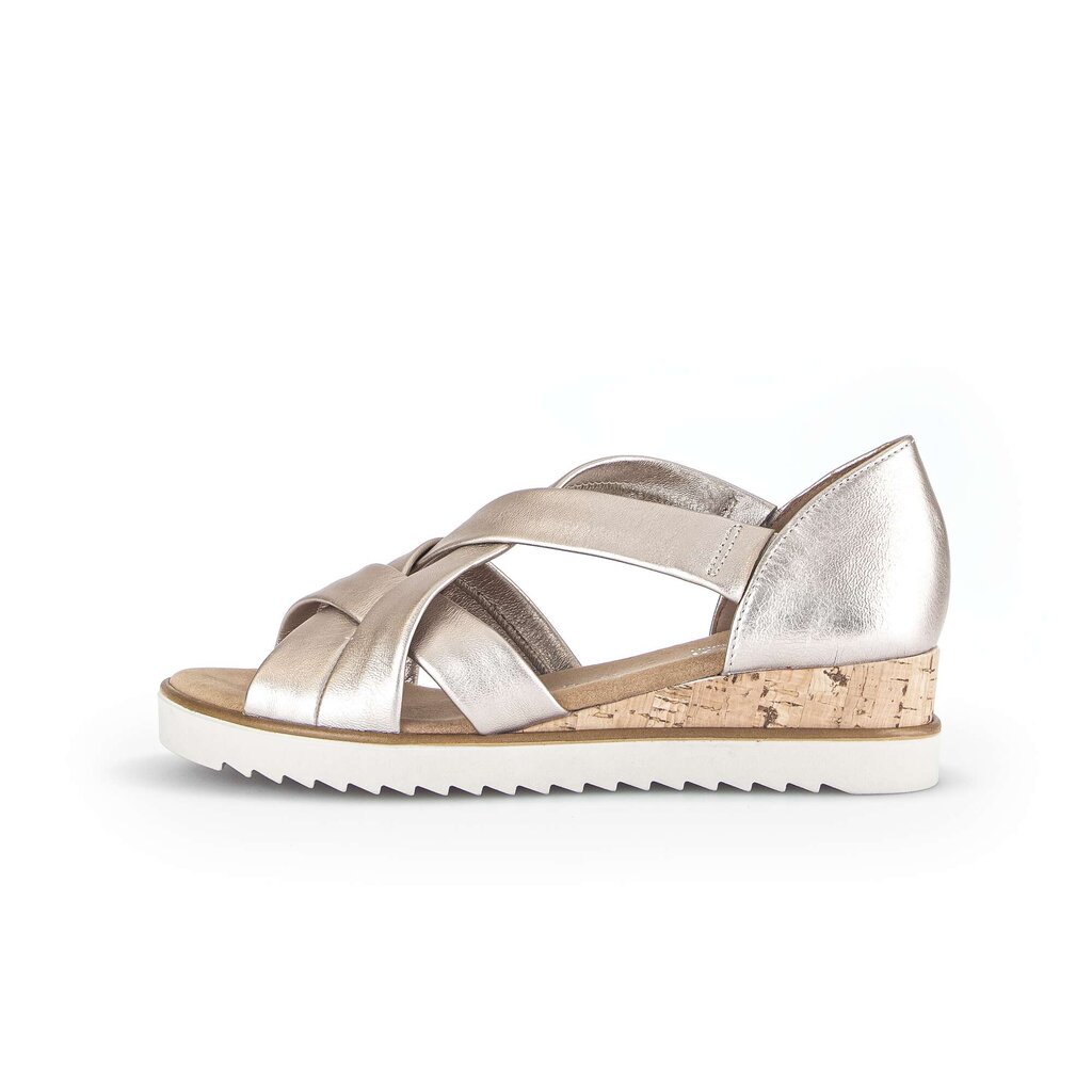 Sandaleno met sleehak goud