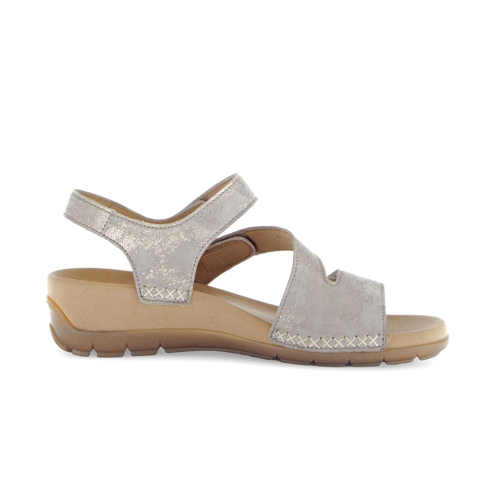 Sandal met riempjes beige