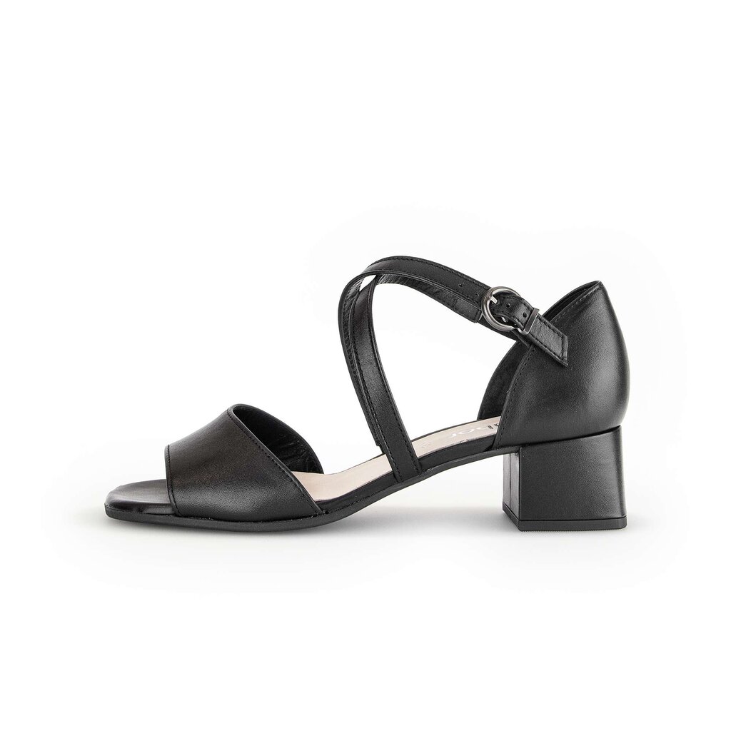 Sandal met riempjes zwart