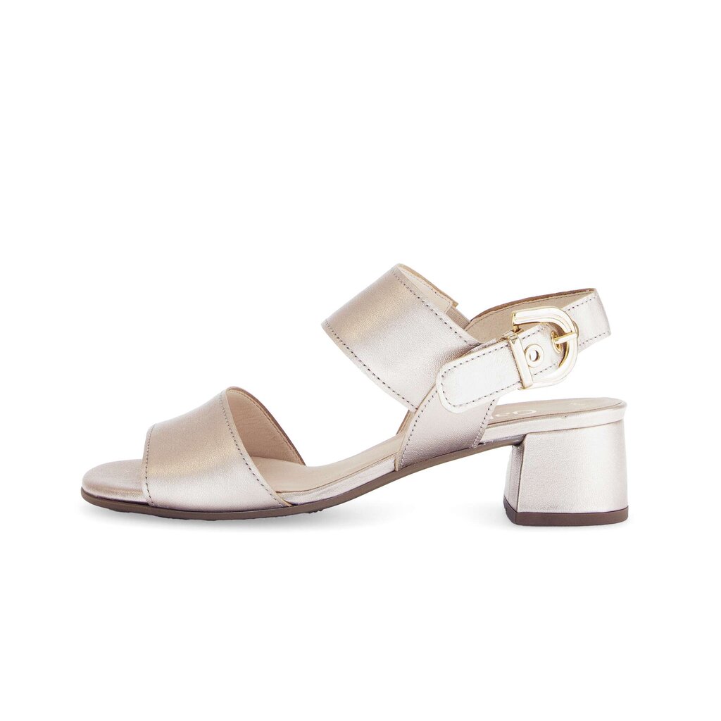 Sandal met riempjes rose