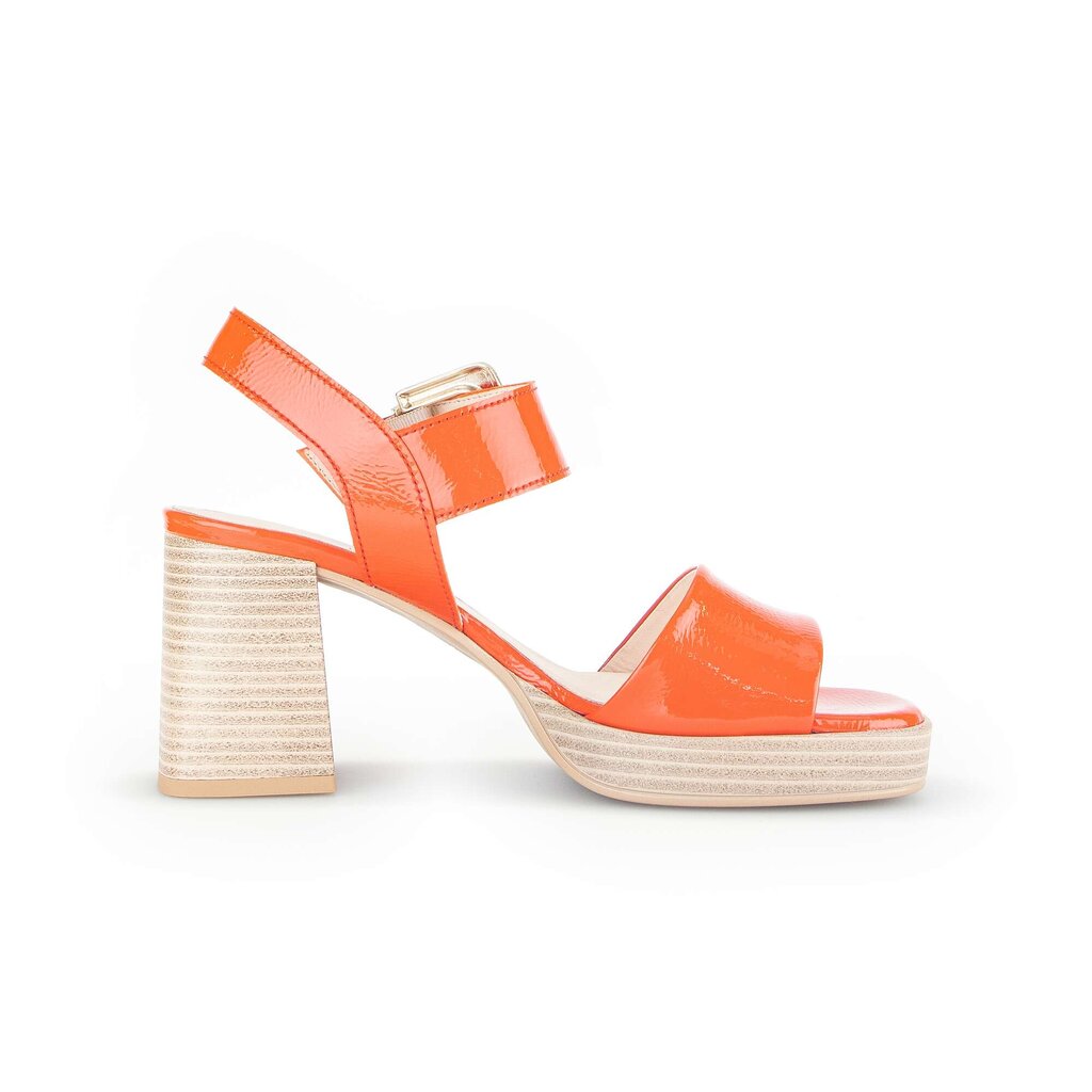 Sandale met plateauzool oranje