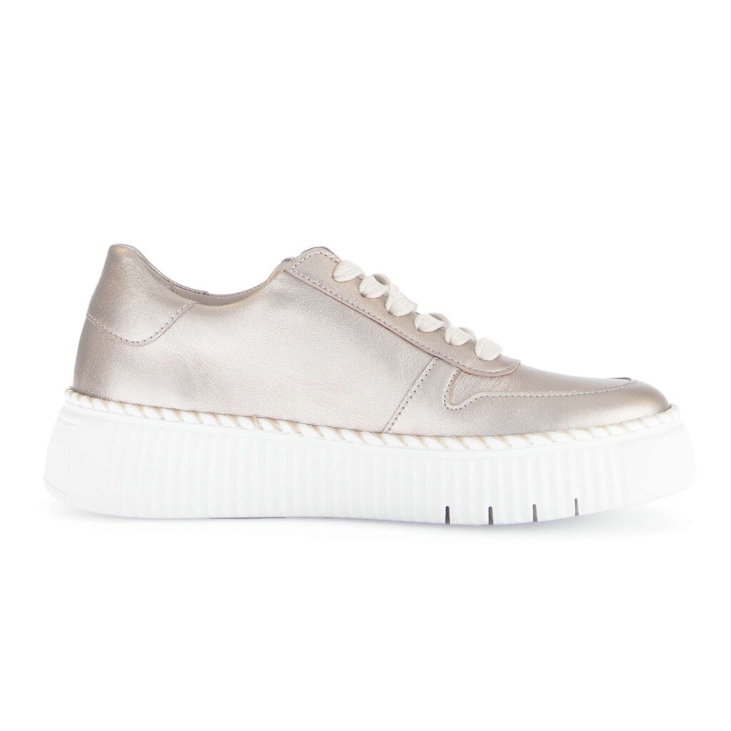 Lage sneaker beige