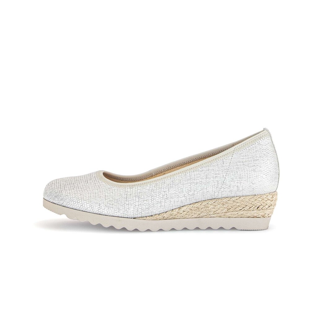 Pump met sleehak goud