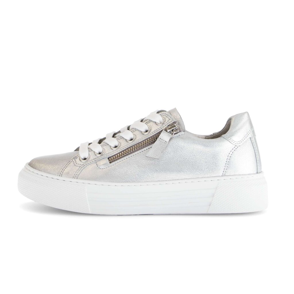 Lage sneaker zilver