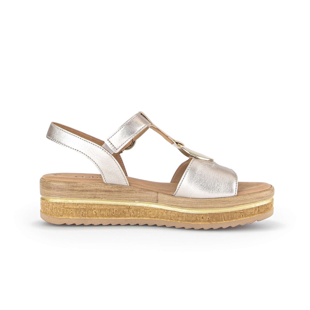 Sandale met plateauzool goud