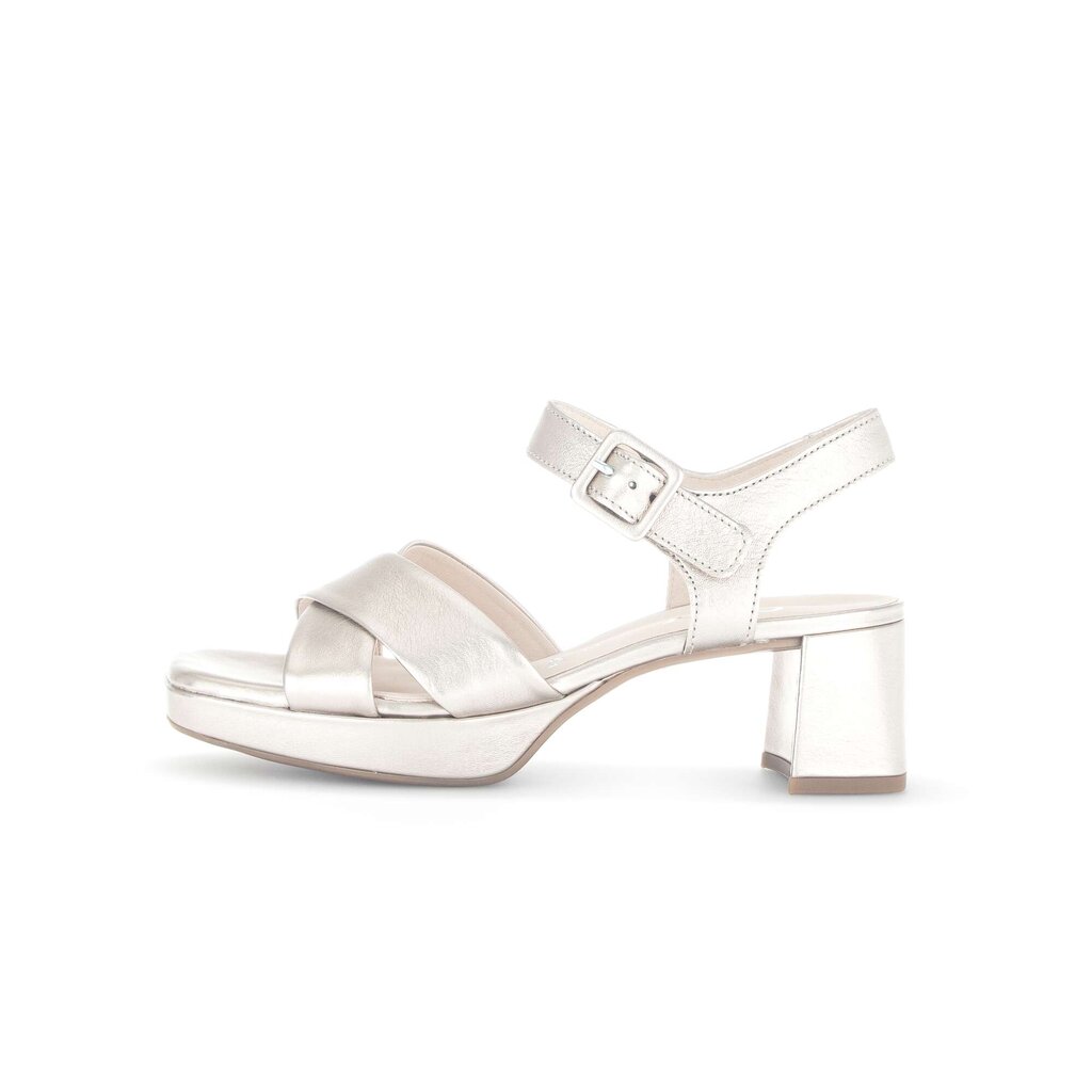 Sandale met plateauzool goud