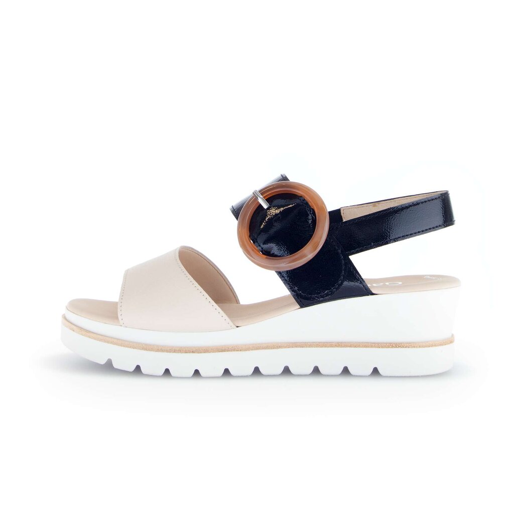 Sandale met plateauzool beige