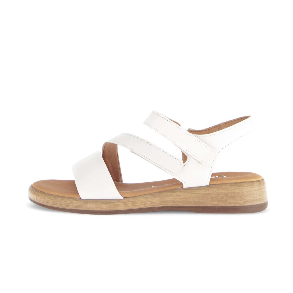 Sandal met riempjes crème