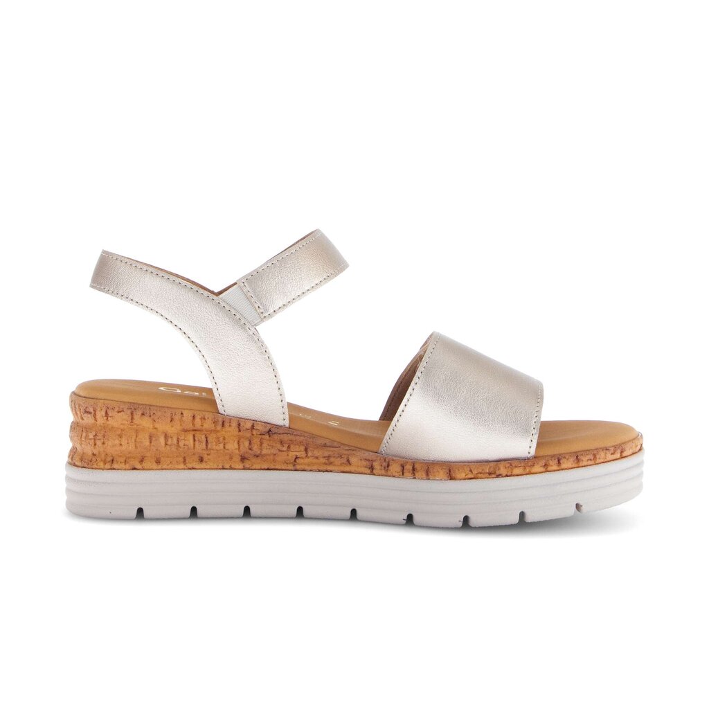 Sandal met riempjes beige