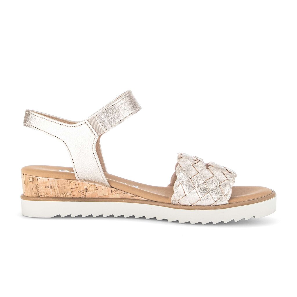 Sandaleno met sleehak goud