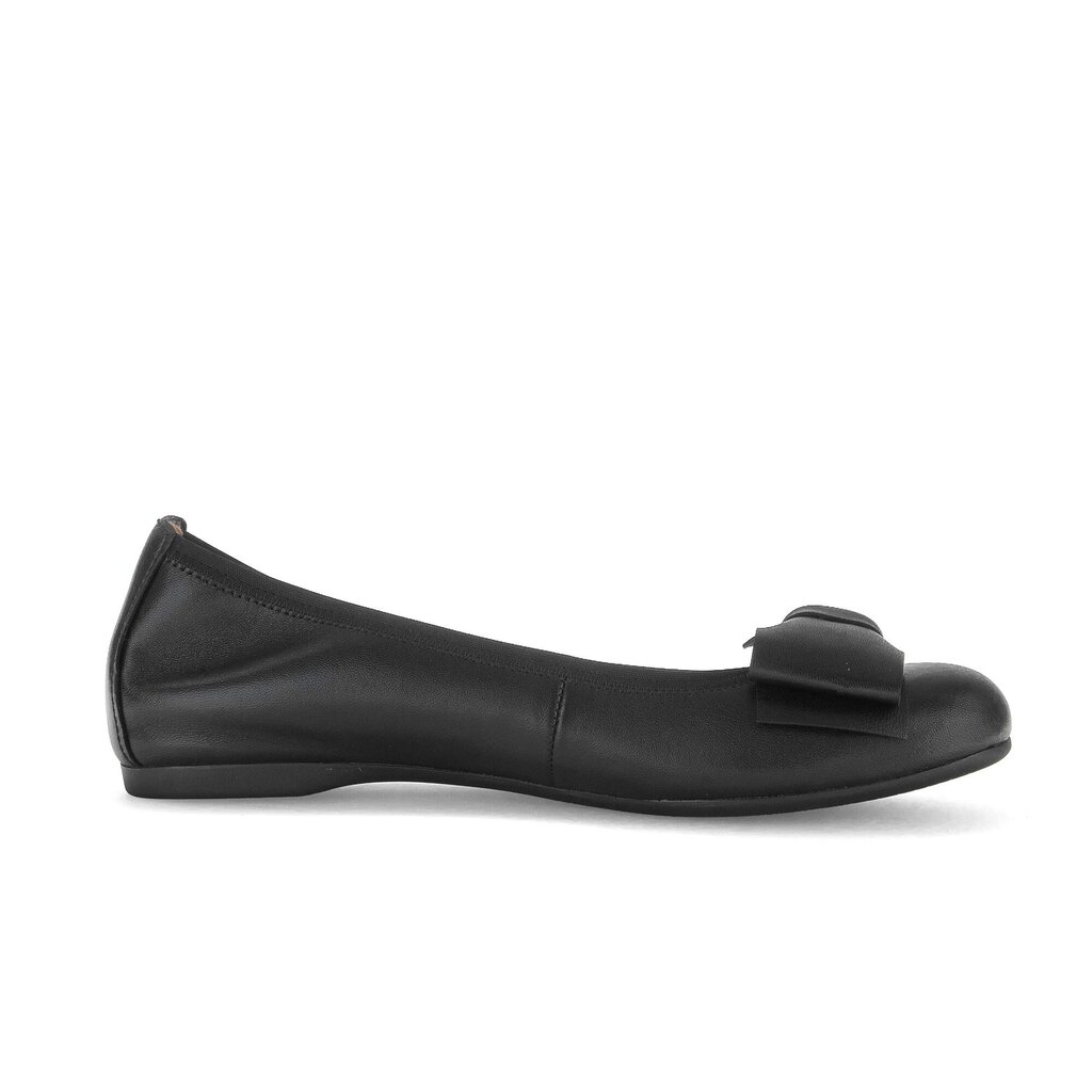 Elegante ballerina zwart