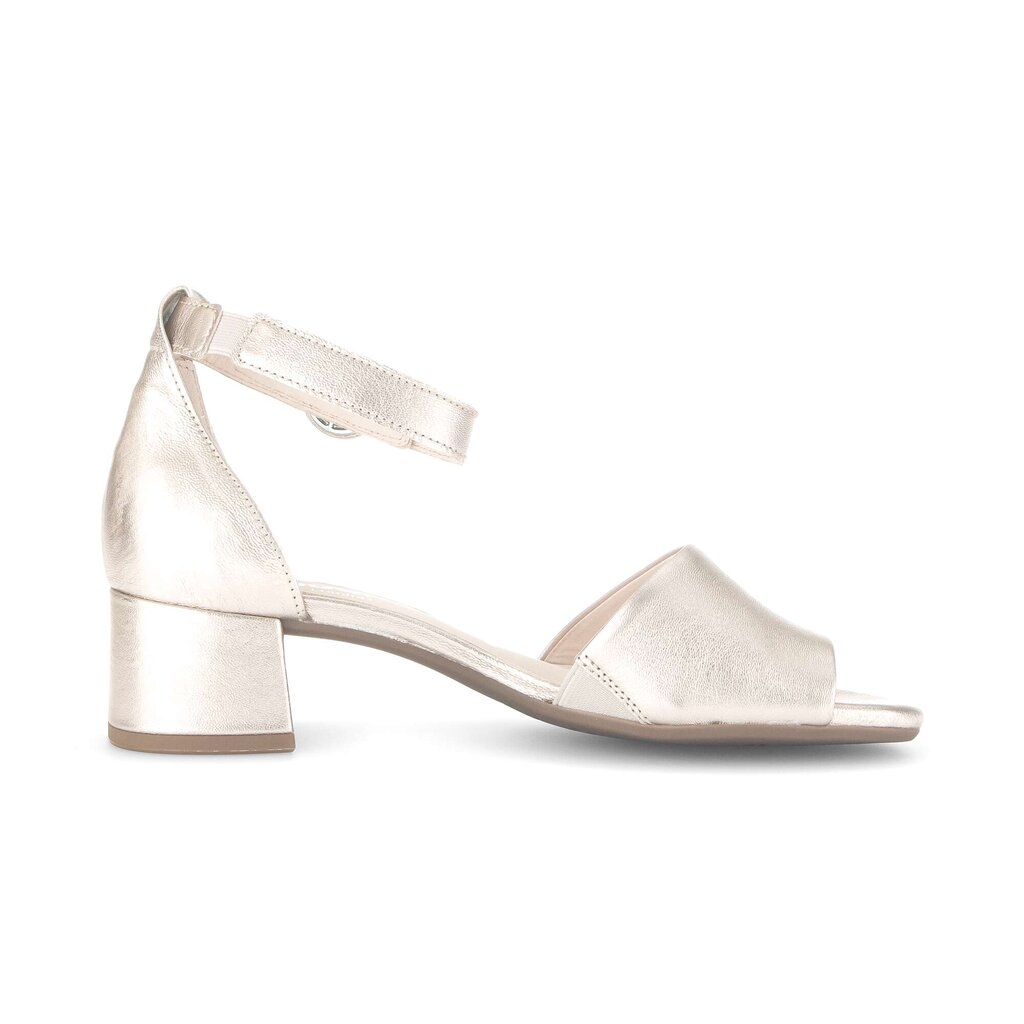 Sandal met riempjes goud