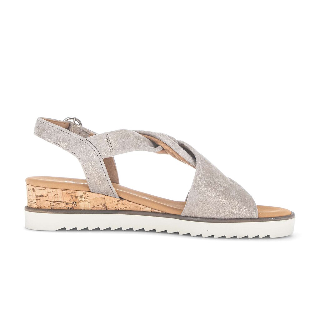 Sandaleno met sleehak beige