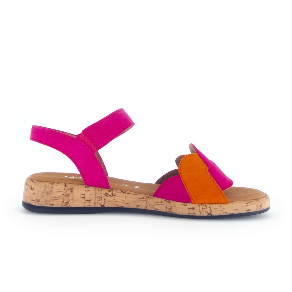 Sandal met riempjes roze