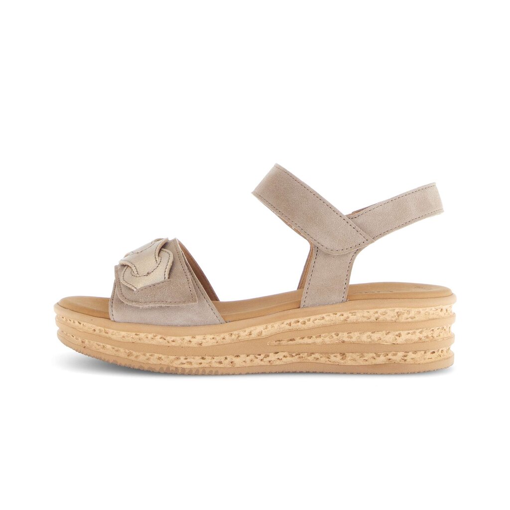 Sandale met plateauzool beige