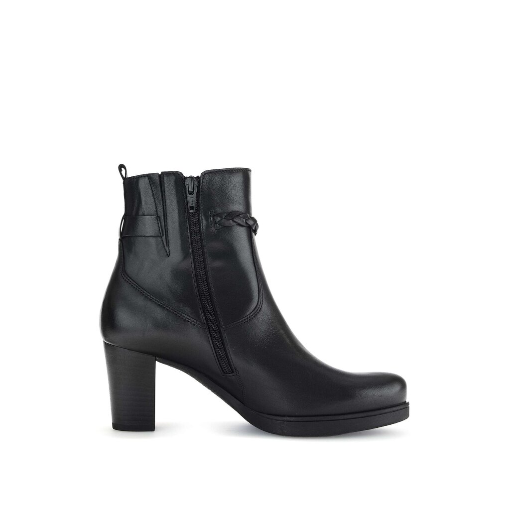 Enkellaarsjes op plateau zwart