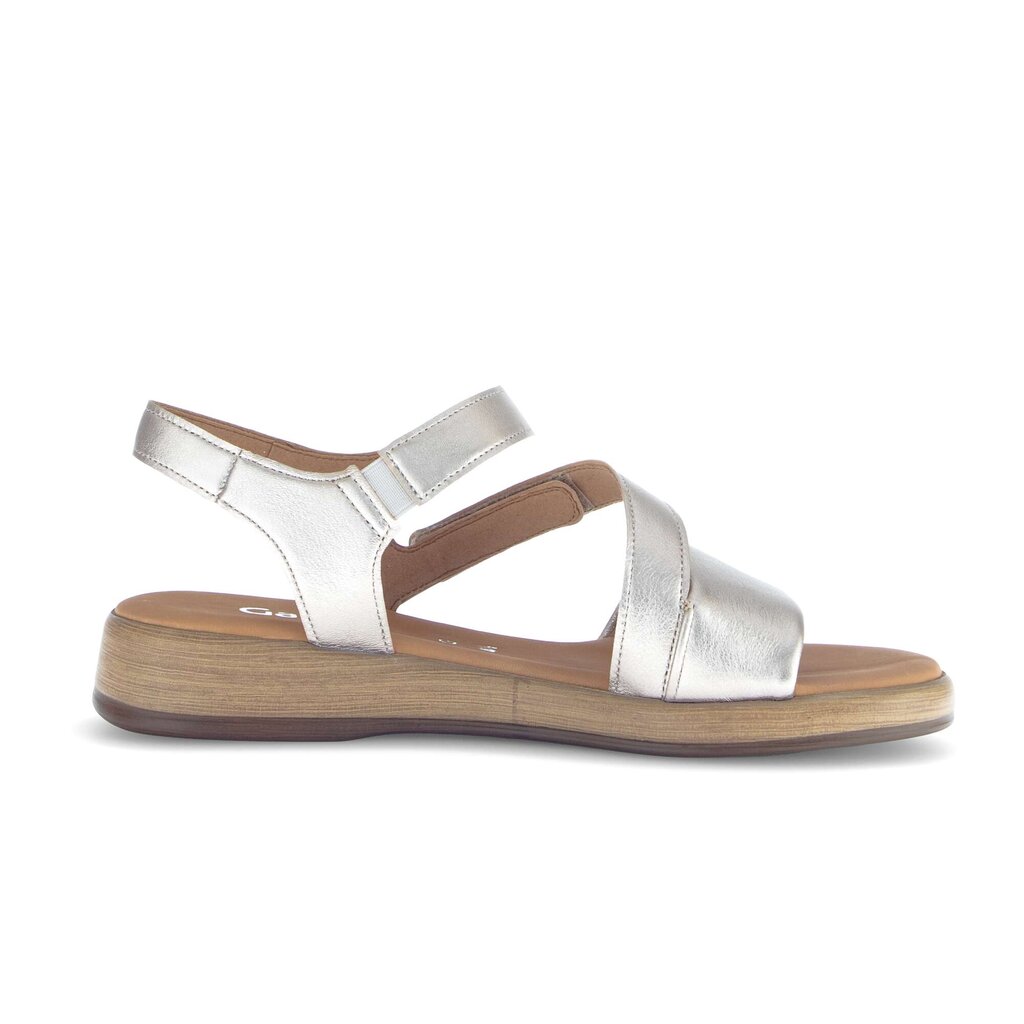 Sandal met riempjes goud