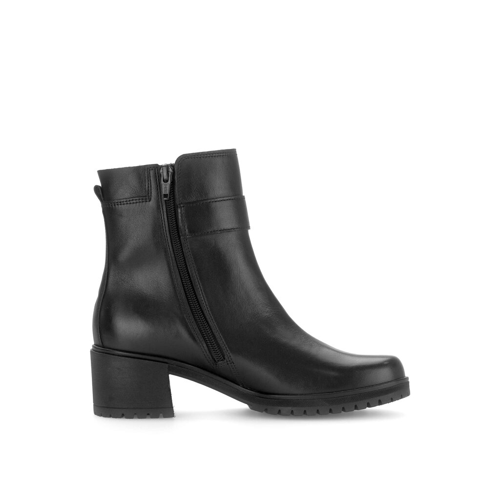 Enkellaarsjes op plateau zwart