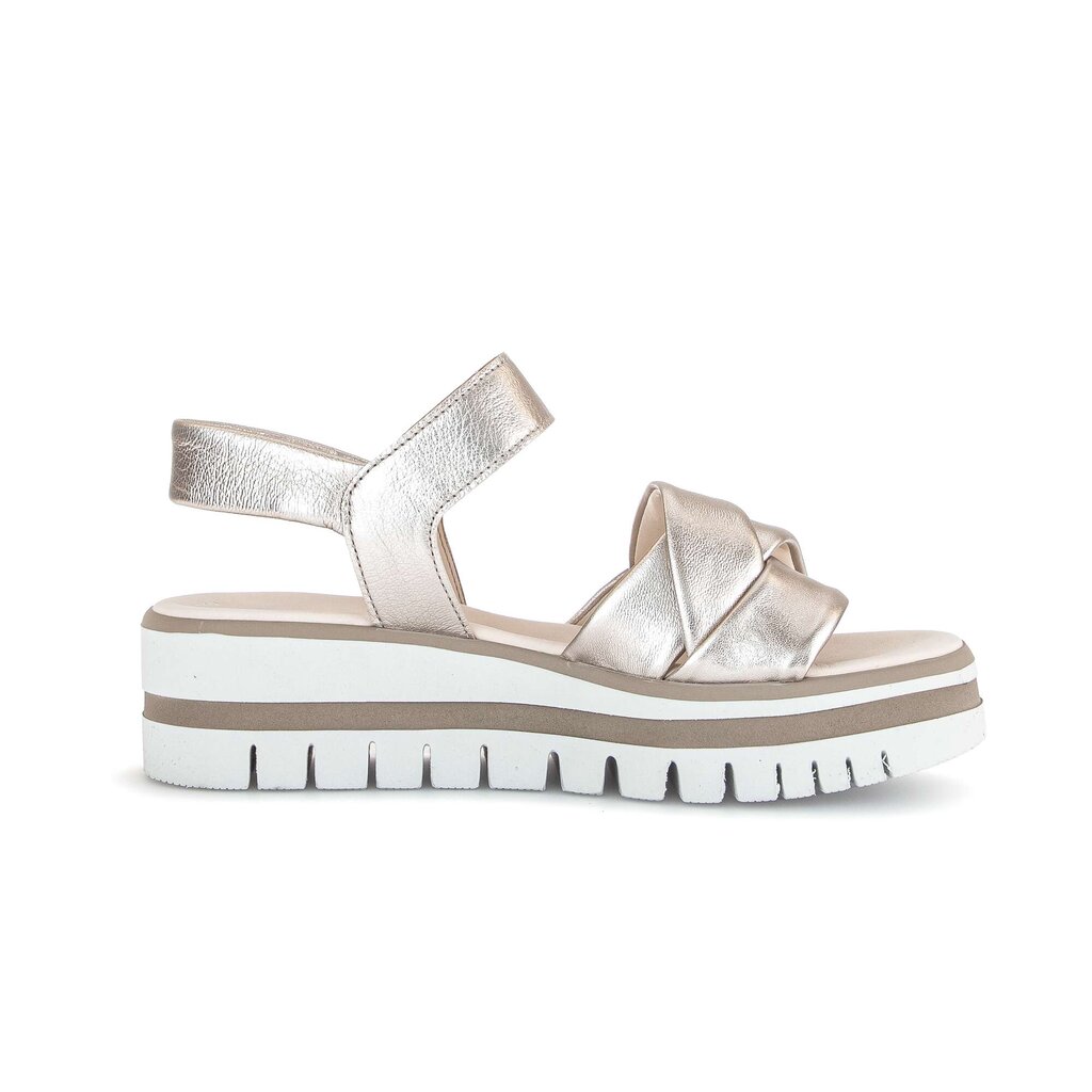 Sandale met plateauzool goud