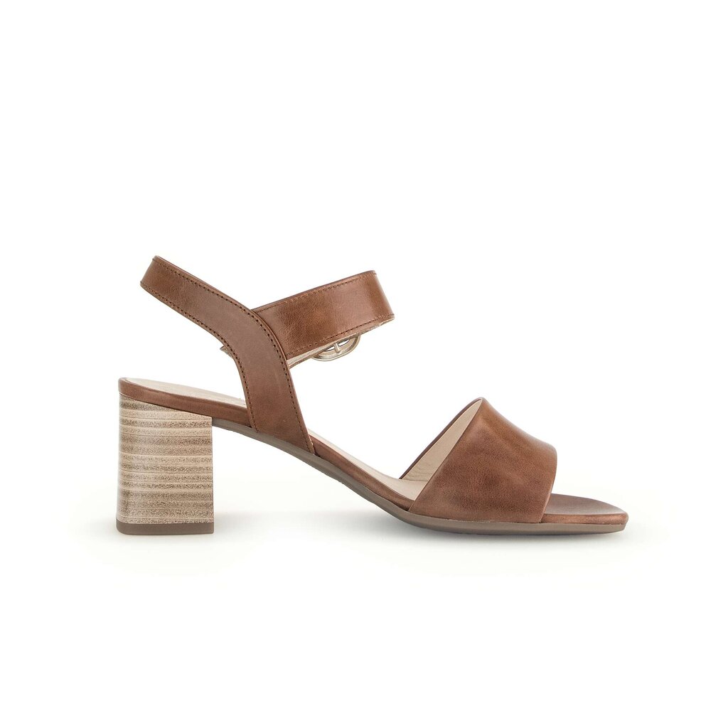 Sandal met riempjes bruin