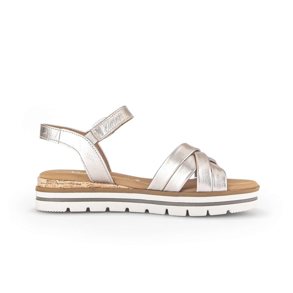 Sandaleno met sleehak goud