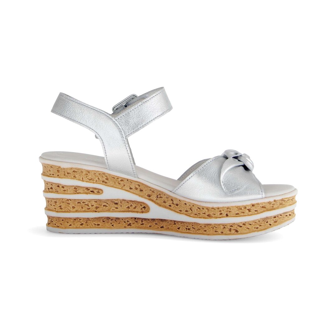 Sandaleno met sleehak zilver